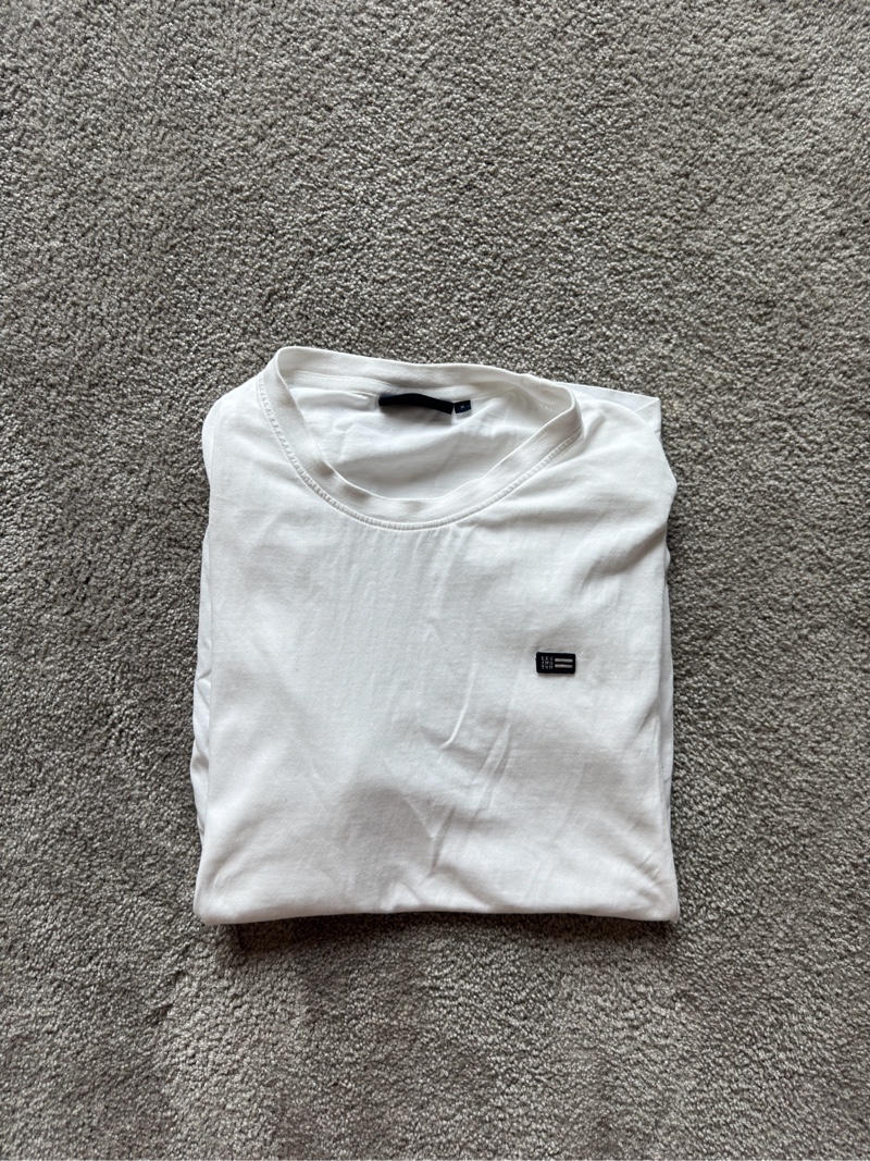Lexington white t-shirt (men’s M)