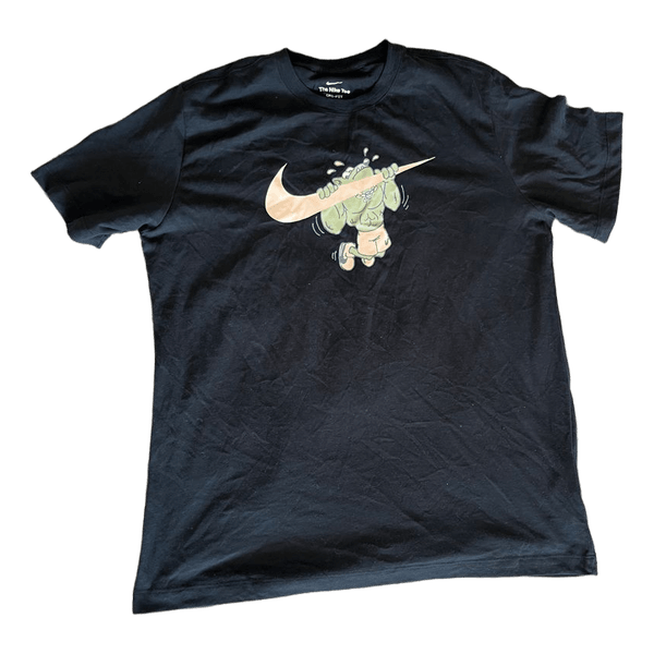 Black Nike graphic t-shirt