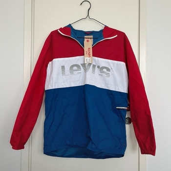 Levi’s tuulitakki