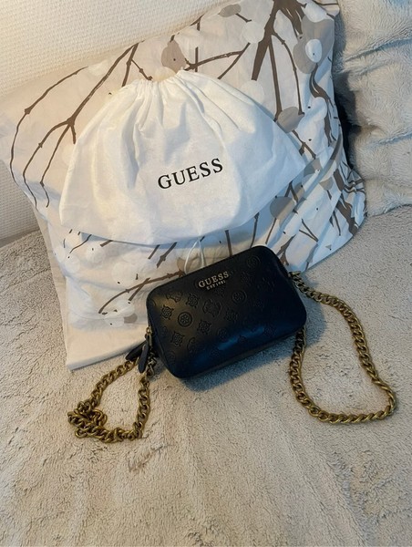 Guess black original shoulder bag