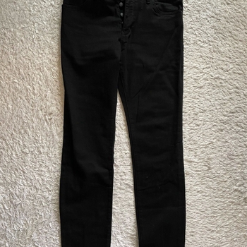 Neuw jeans