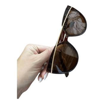 Brown sunglasses with gold detail