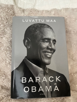 Barack Obama Luvattu maa kirja