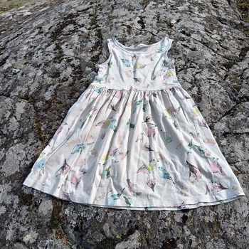 Tyttöjen mekko