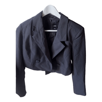 Harmaa lyhyt bleiseri