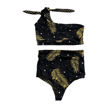 Hallaxhalla clothing