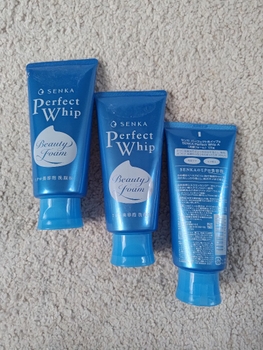 Kasvopesuvaahto, Shiseido Senka Perfect Whip Beauty Foam