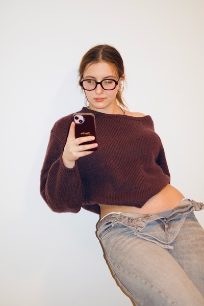 Brown-burgundy cropped sweater
