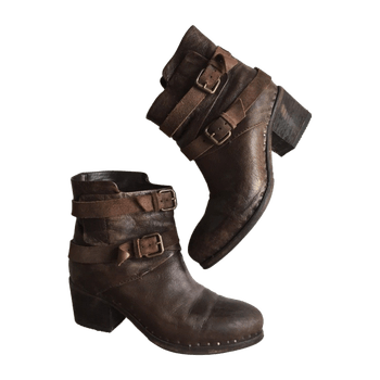 Latitude femme shoes