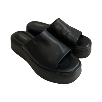 Vagabond platform sandals