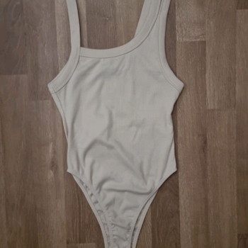 Zara clothing