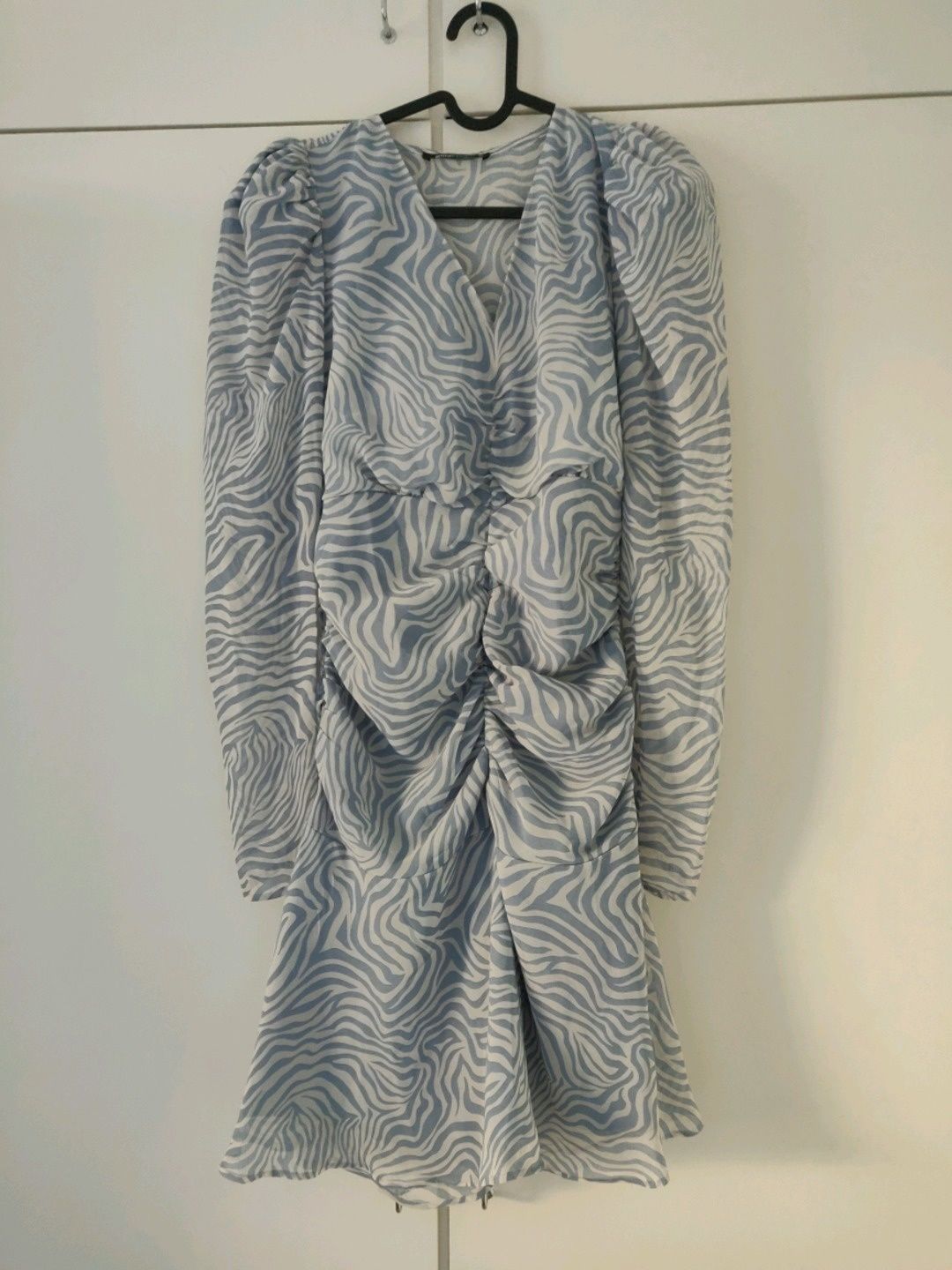 Gina tricot dress