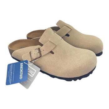 Beige suede Birkenstock clogs🤍