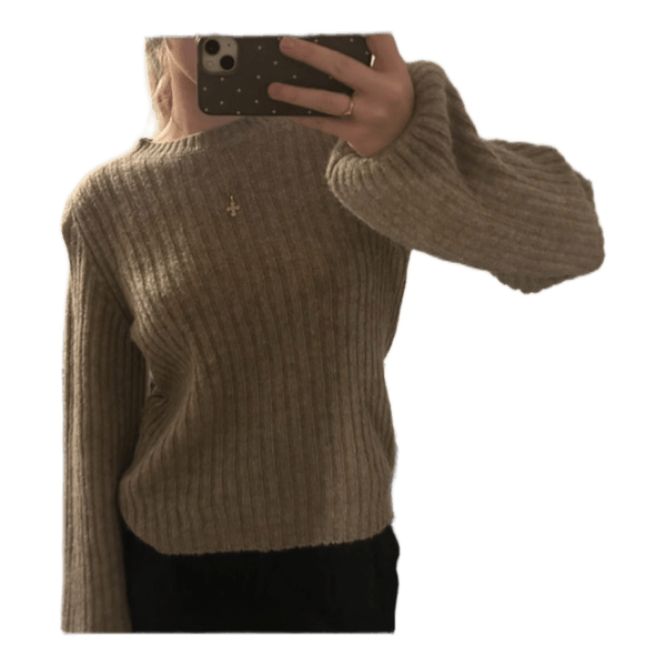 Beige strikket sweater