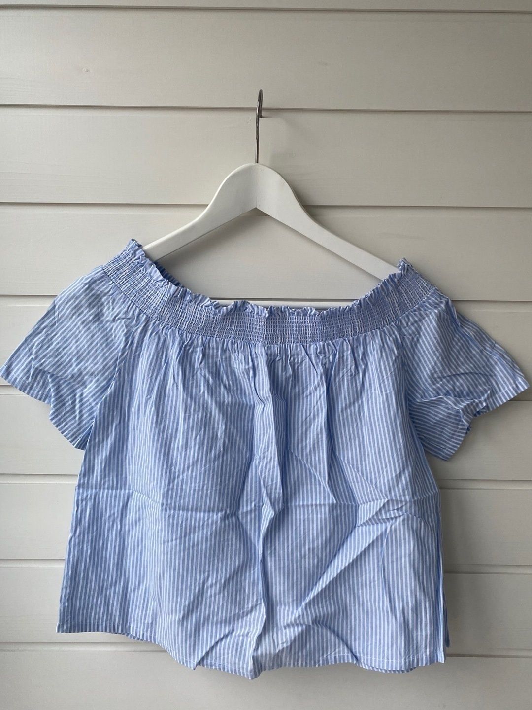 Gina tricot top