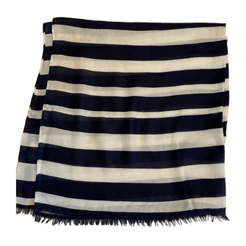 Gina tricot scarf