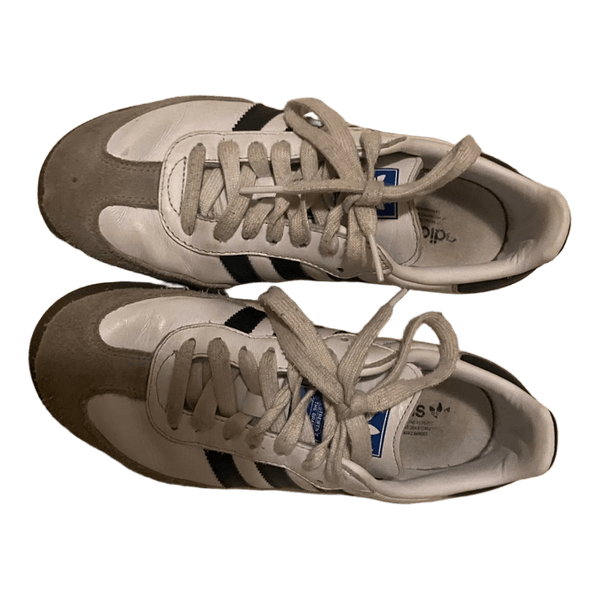 Hvide adidas sneakers