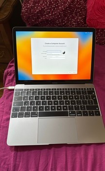 Apple Macbook kannettava tietokone