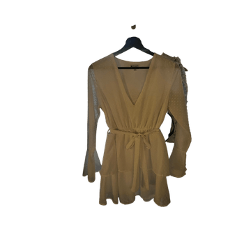 Valkoinen v-aukkoinen mekko