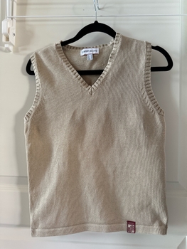 Beige neuleliivi