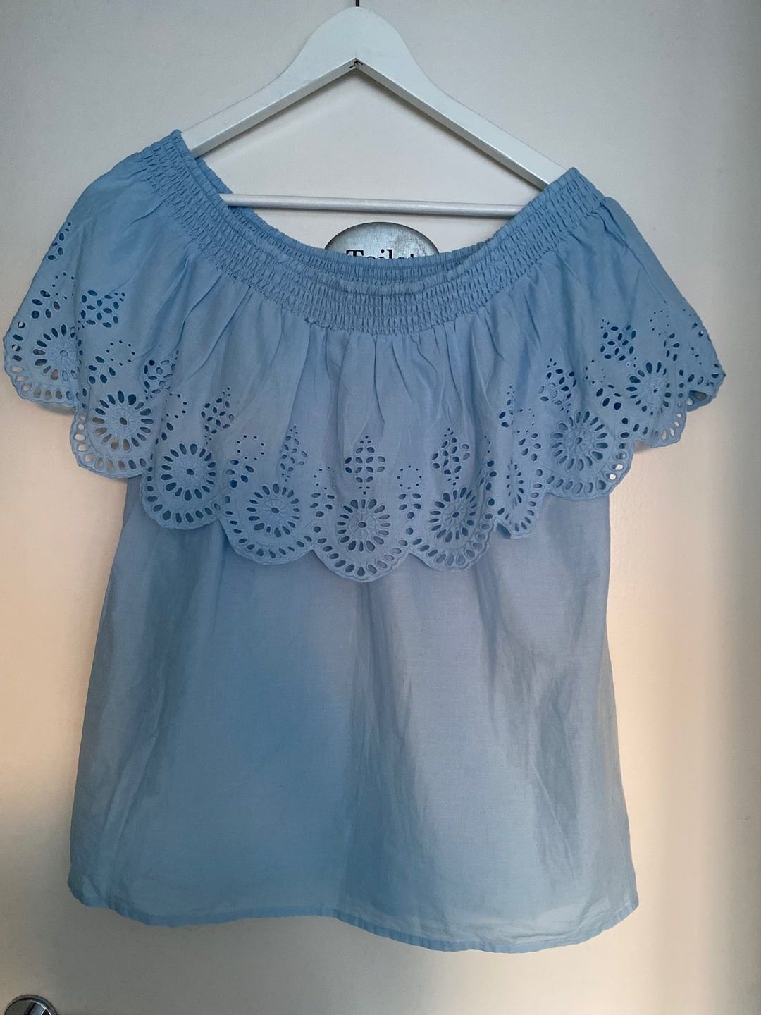 Reserved blouse