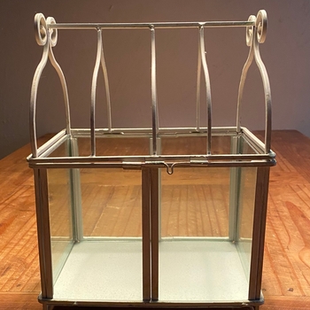 Lasinen kynttilä teline  