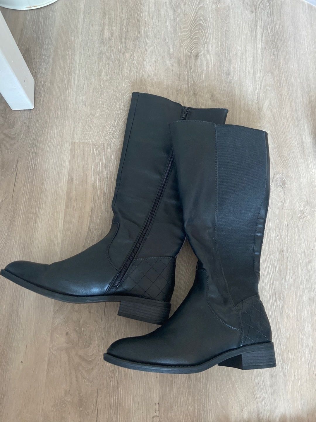My wear boots