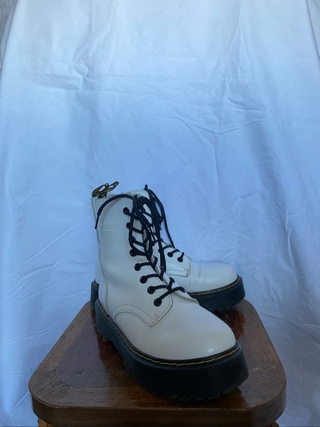 Originaalsed Dr. Martens 1460 Pascal Max platvormsaapad - valge nahk