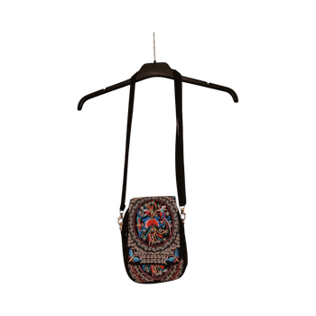 KIRJAILTU OLKALAUKKU