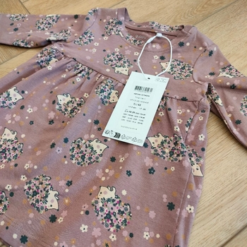 Uusi vauvan mekko