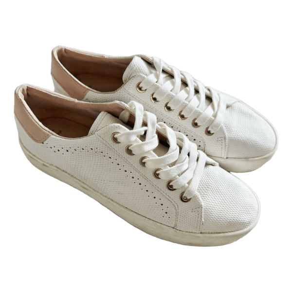 Vita sneakers från Pull & Bear