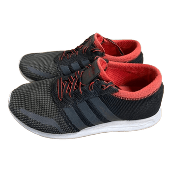 Adidas kengät