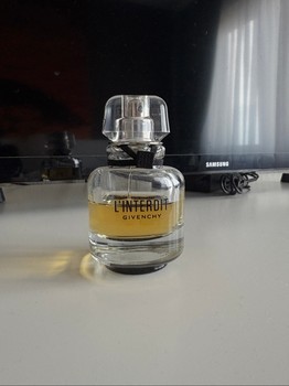 Givenchy L'Interdit perfume