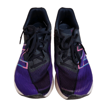 New balance sports shoes