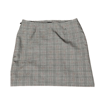 Black and white plaid skirt