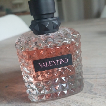 Valentino Donna Born in Roma