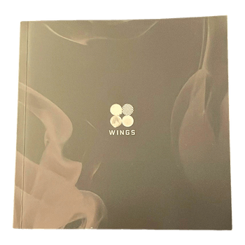 BTS Wings CD-levy