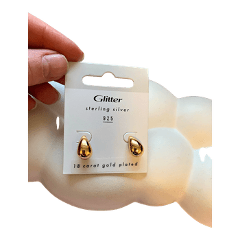 Glitterin teardrop kullatut korvakorut