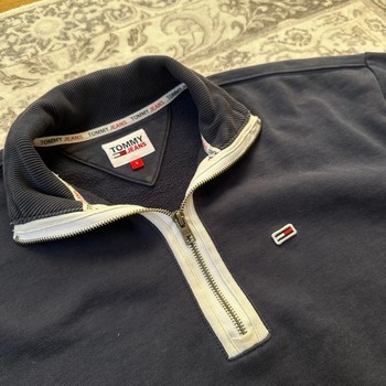 Tommy Jeans quarter zip