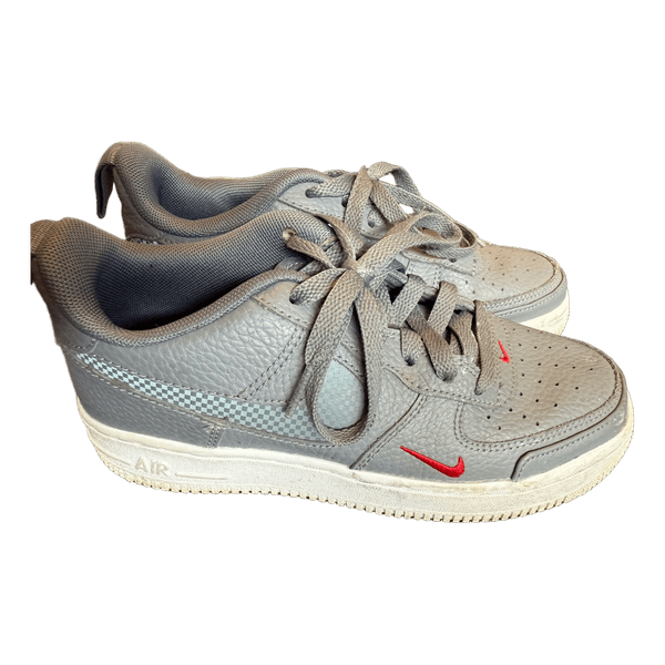 Grå Nike sneakers