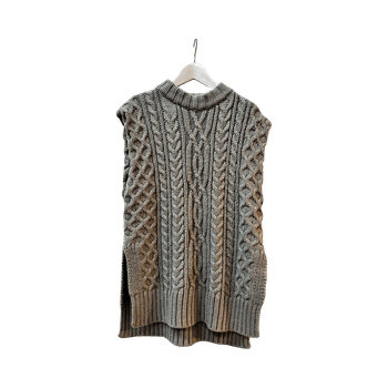 Grey wool blend sleeveless sweater