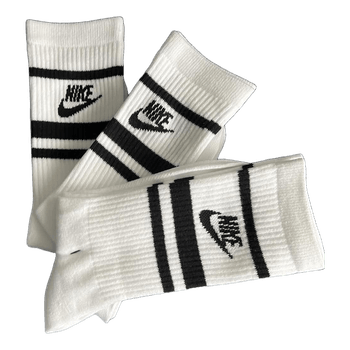 Baltos Nike kojinės