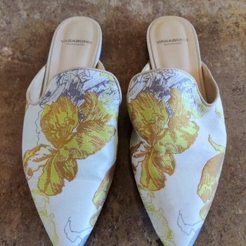 Vagabond loafers