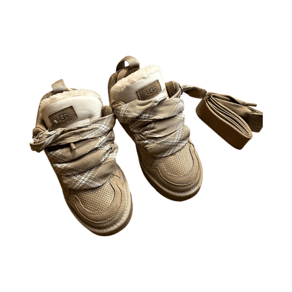 Ugg lowmel sand