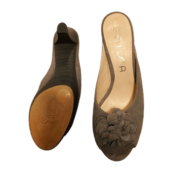 Unisa heels