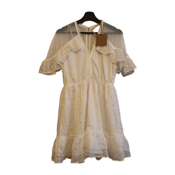 Stevie may dress