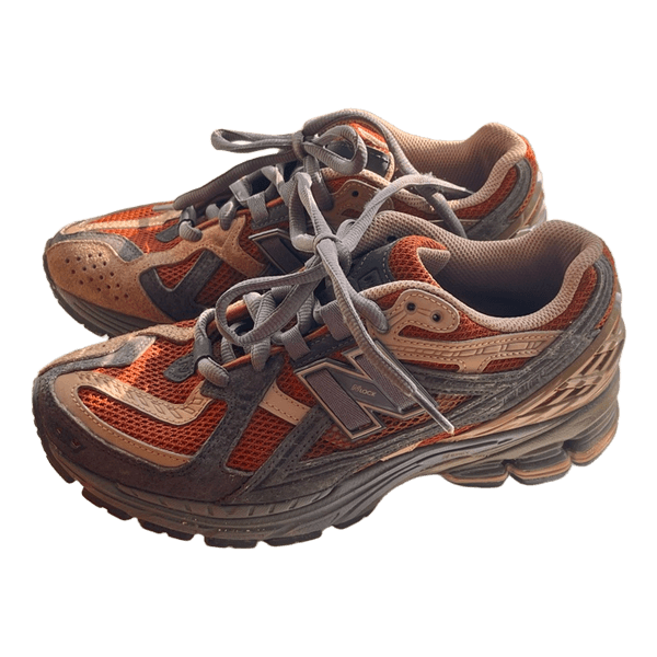 New Balance brown sneakers