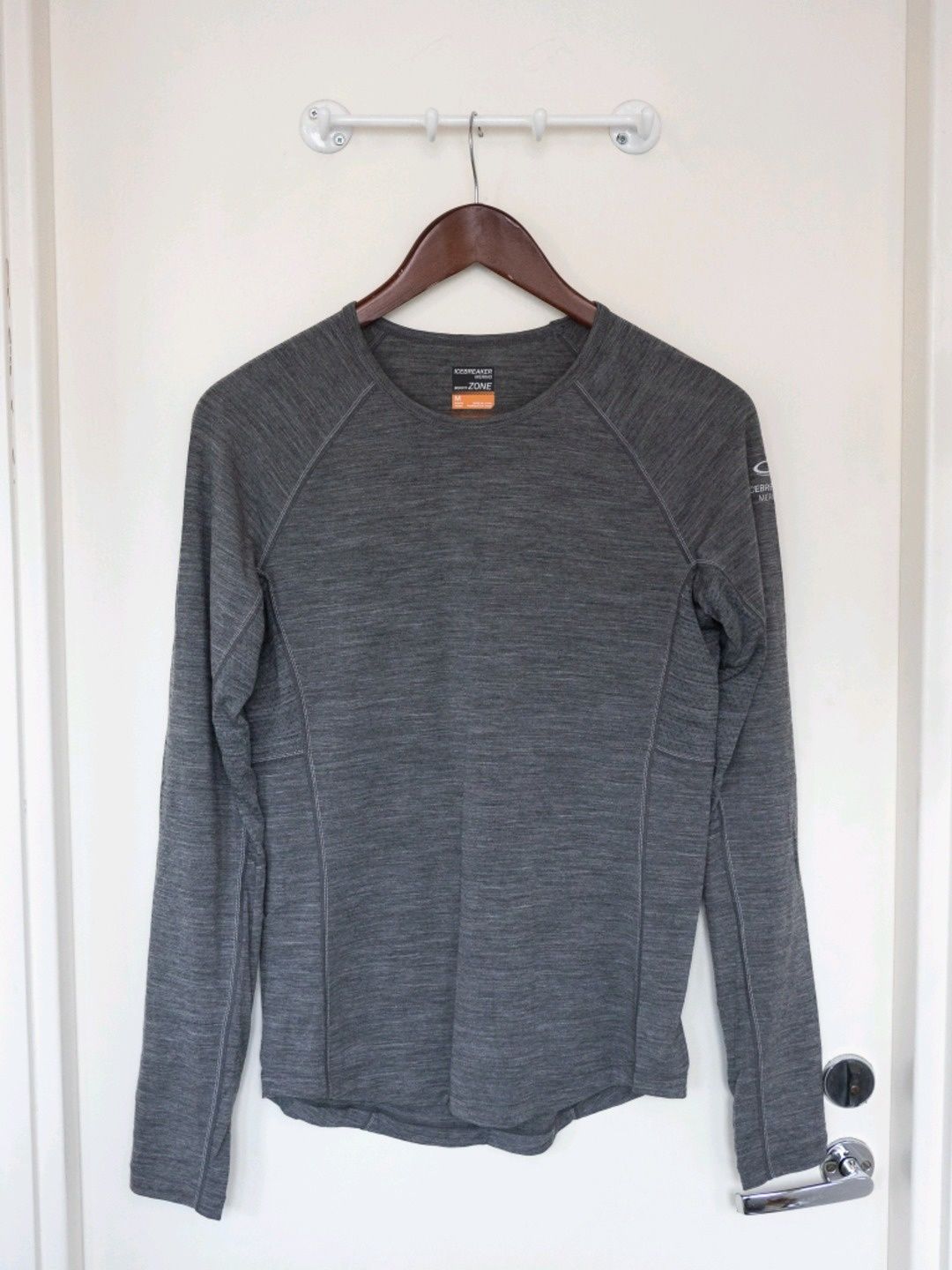 Icebreaker sportswear