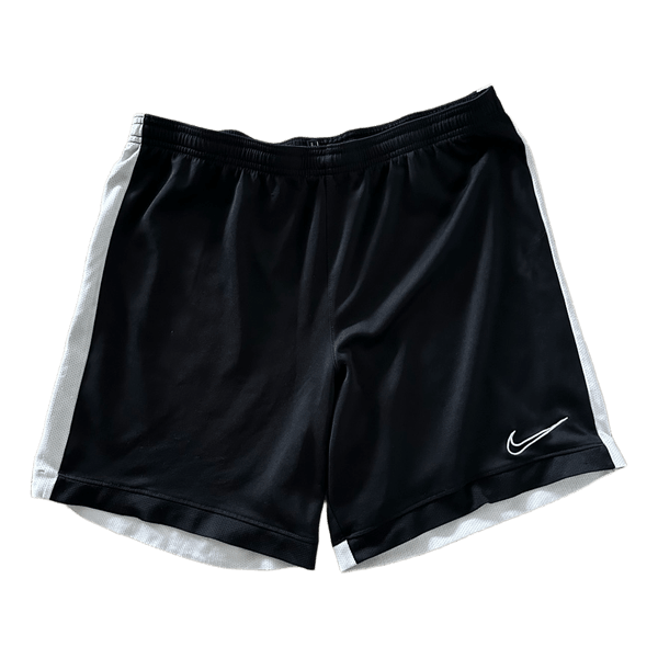 Nike black/white shorts