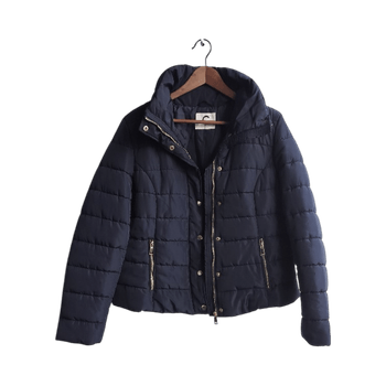 Tummansininen toppatakki